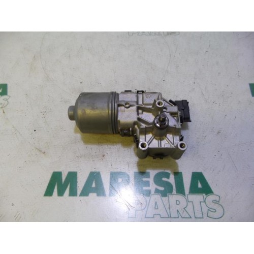 Peugeot - 207 - Front wiper motor