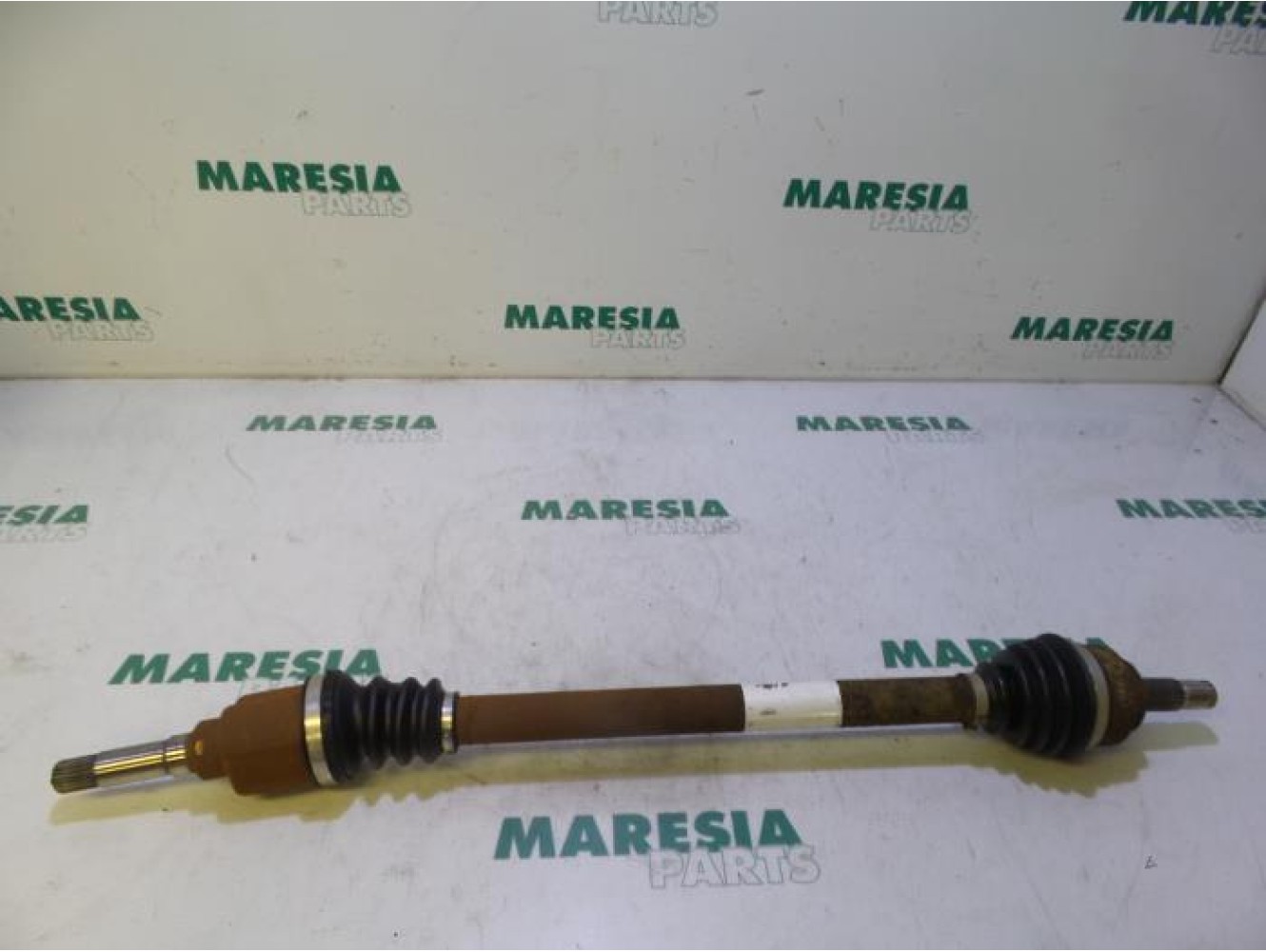 Peugeot - 207 - Front drive shaft, right