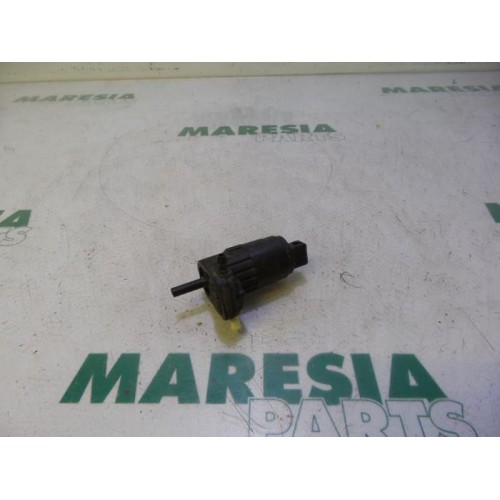 Fiat - 500 - Windscreen washer pump