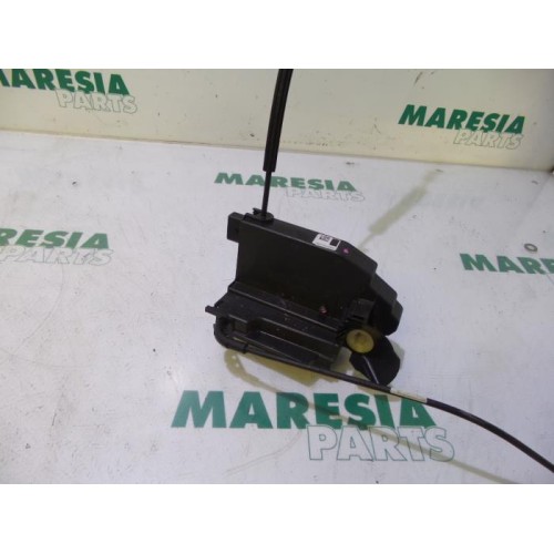 Peugeot - 308 - Door lock mechanism 4-door, front left