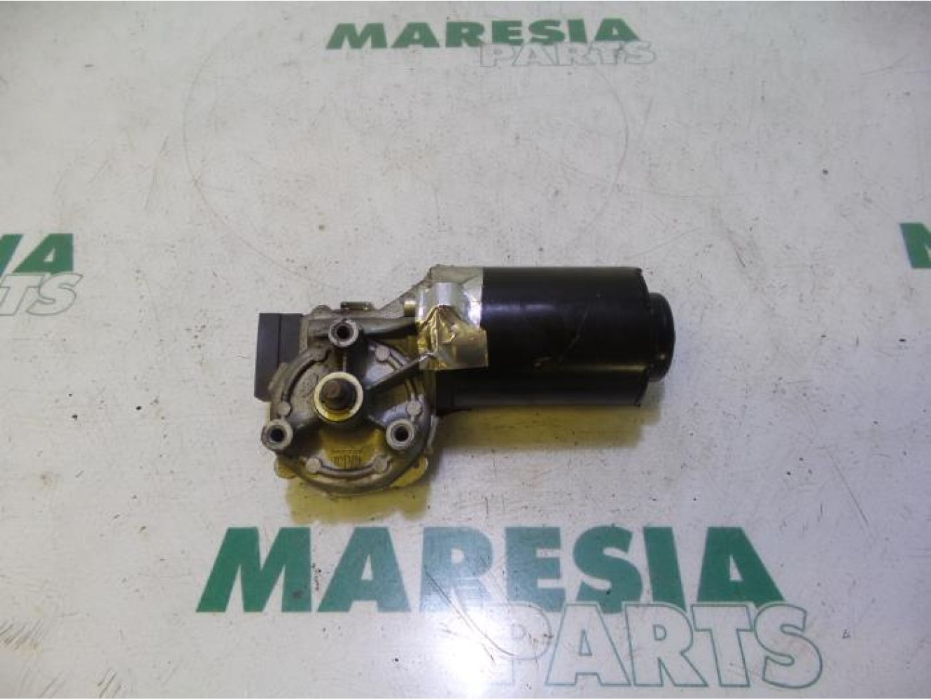 Fiat - Doblo - Front wiper motor