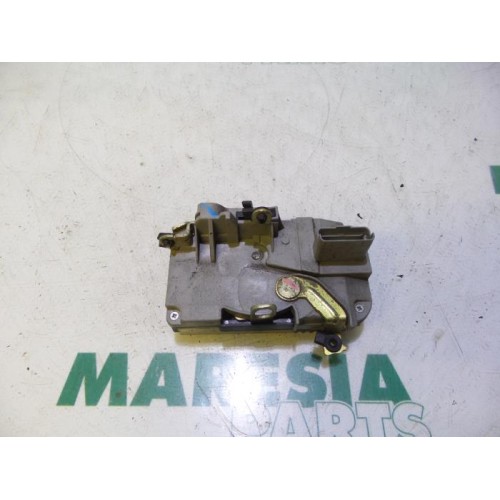 Peugeot - 206 - Door lock mechanism 4-door, front left