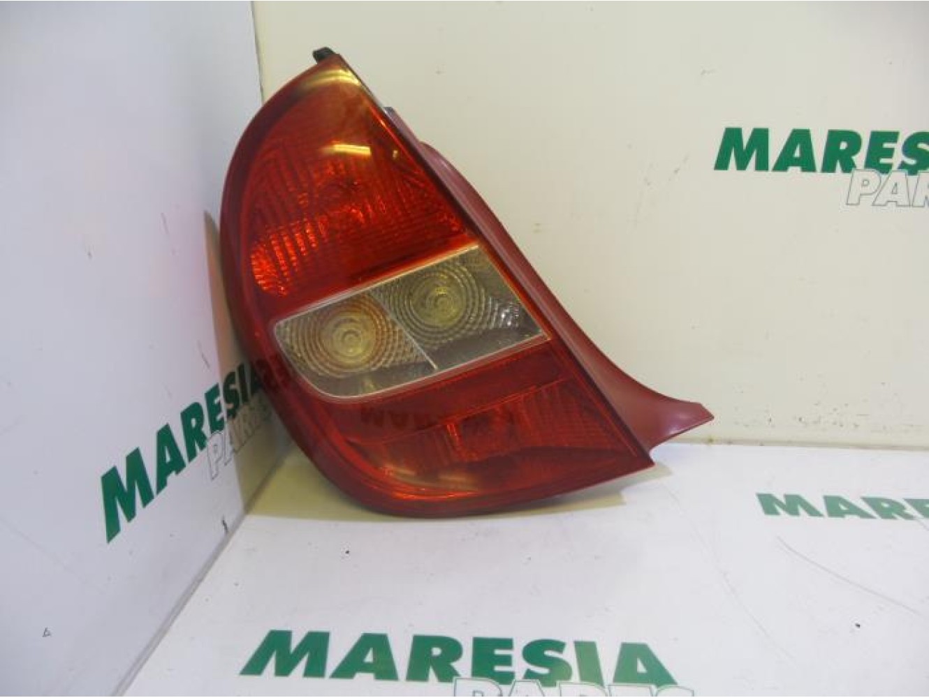 Citroen - C5 - Achterlicht links