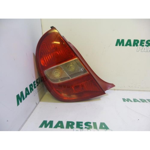 Citroen - C5 - Taillight, left