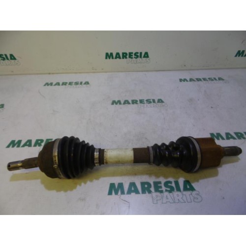 Citroen - C5 - Aandrijfas links-voor