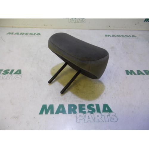 Citroen - C5 - Headrest