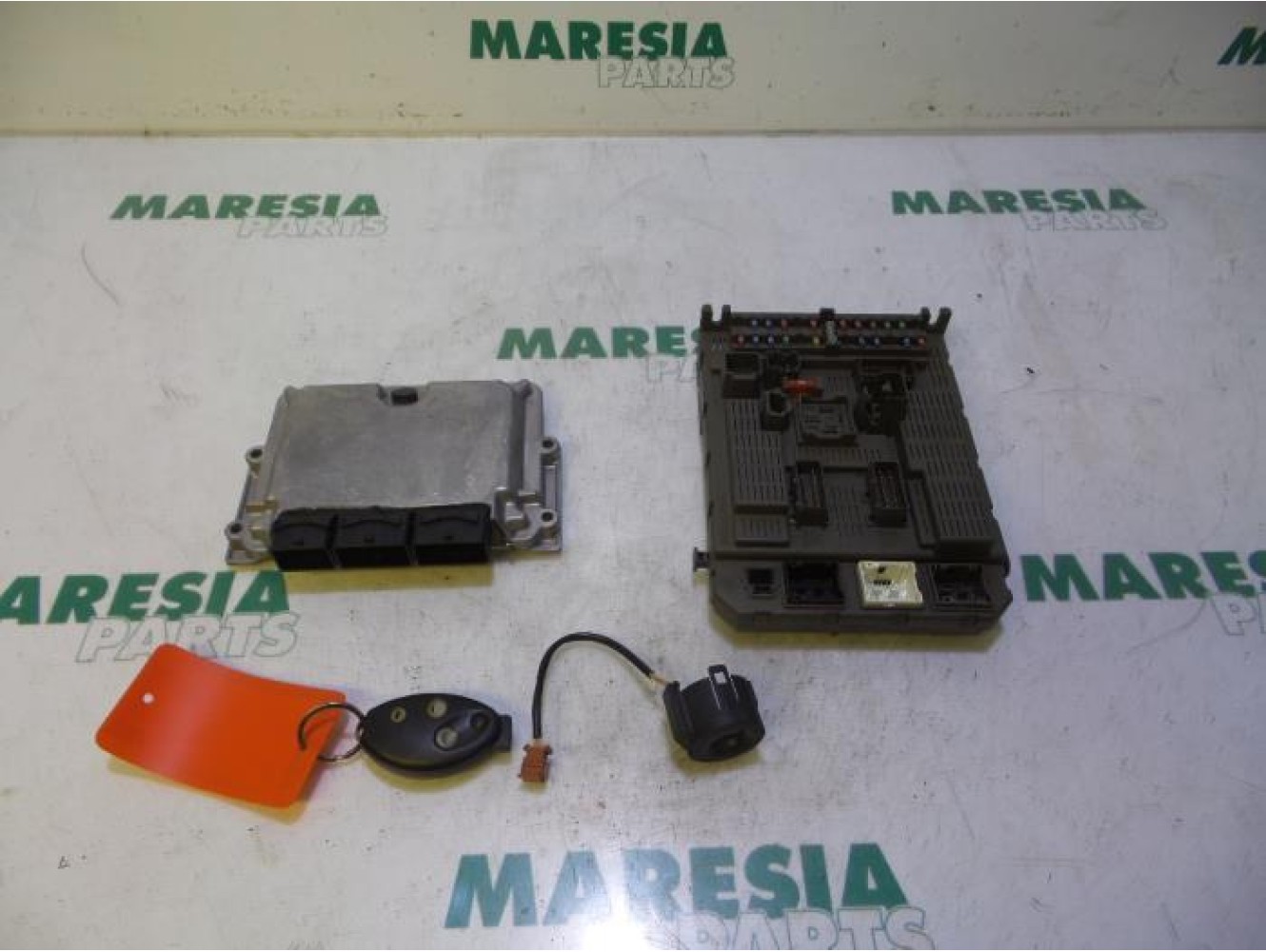Citroen - C5 - Engine management computer