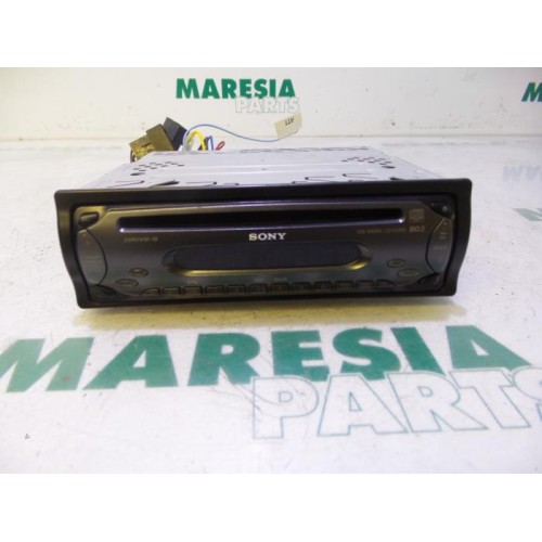 Miscellaneous - Miscellaneous - Radio/CD player (miscellaneous)