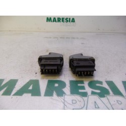 Renault - Twingo - Multi-functional window switch