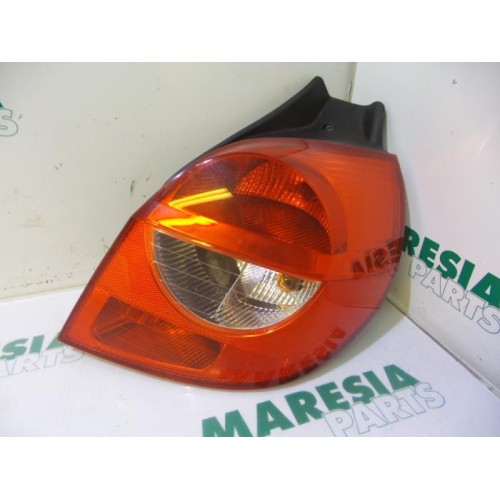 Renault - Clio - Taillight, right