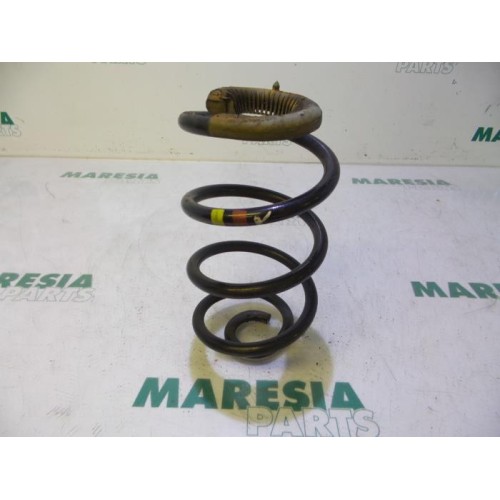 Renault - Clio - Rear coil spring