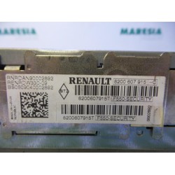 Renault - Clio - Radio CD player