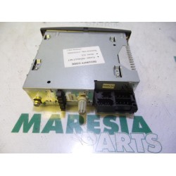 Renault - Clio - Radio CD player