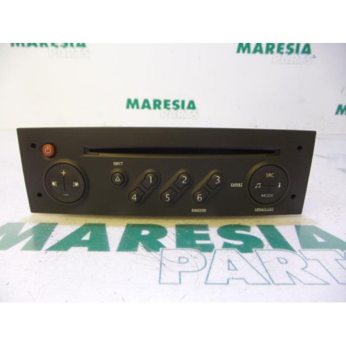 Renault - Clio - Radio CD player