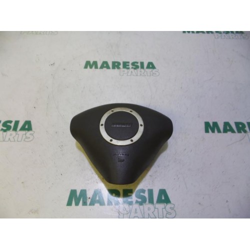 Fiat - Punto - Left airbag (steering wheel)
