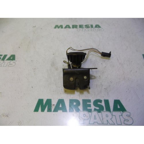 Fiat - Punto - Tailgate lock mechanism