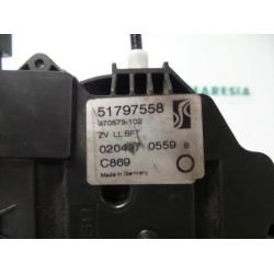 Fiat - Punto - Front door lock mechanism 4-door, right