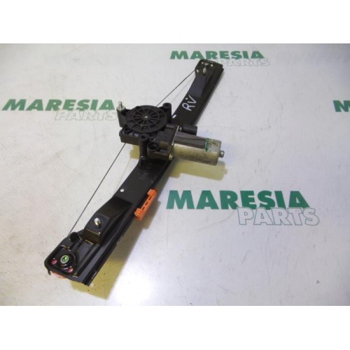 Fiat - Punto - Window mechanism 4-door, front right