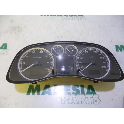 Peugeot - 307 - Instrumentenbrett