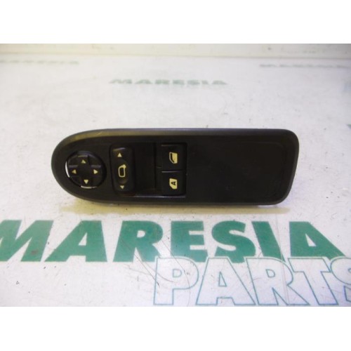 Citroen - C3 - Multi-functional window switch
