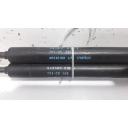 Fiat - Stilo - Set Gasdämpfer Heckklappe