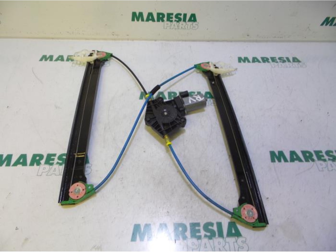 Fiat - Stilo - Window mechanism 4-door, front right