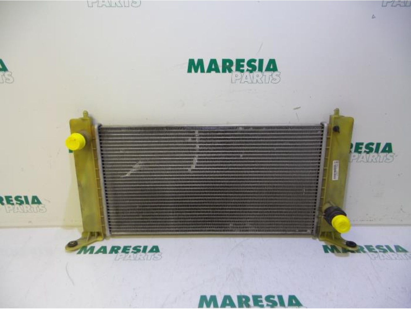 Fiat - Stilo - Radiateur