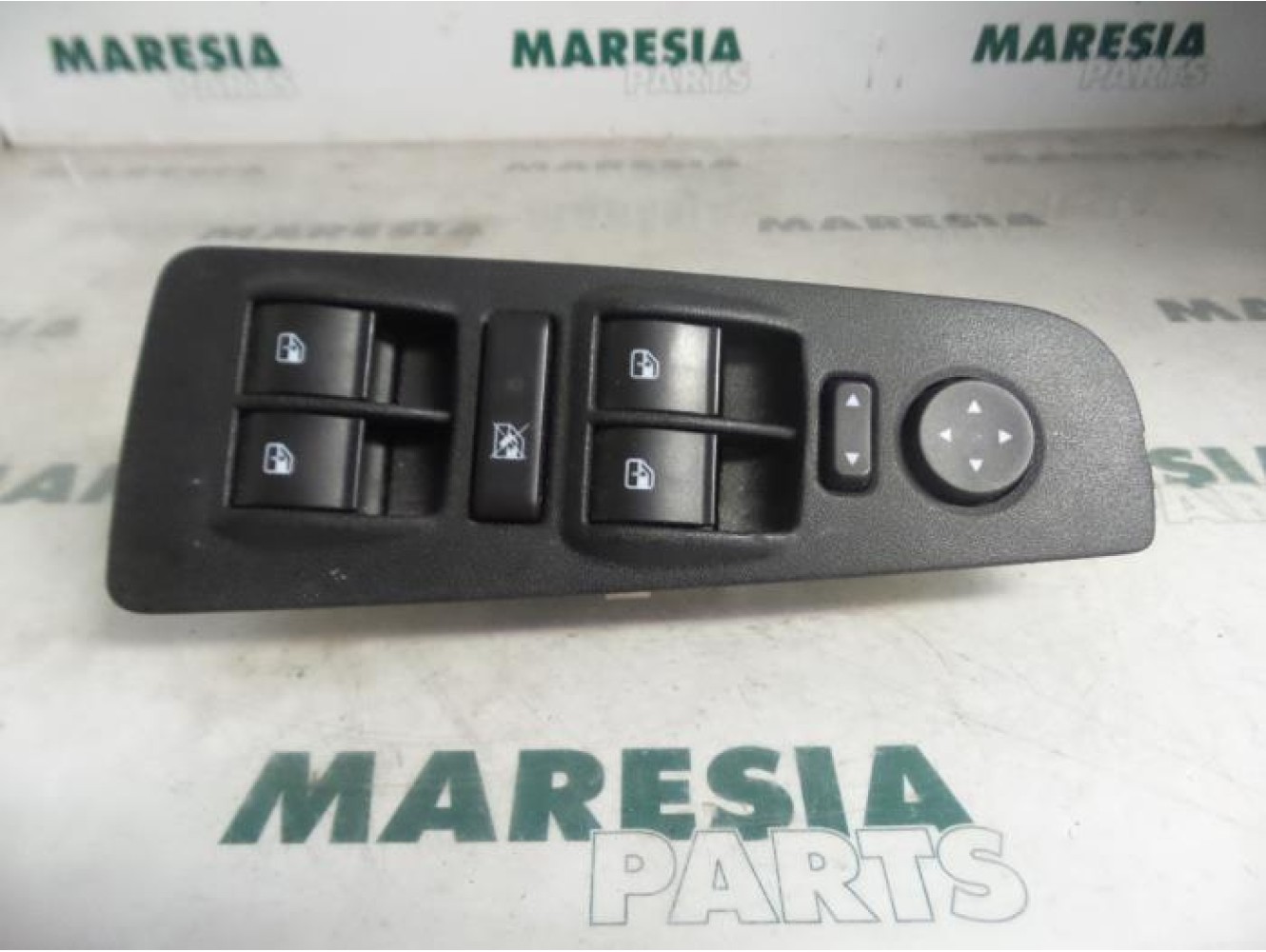 Fiat - Bravo - Multi-functional window switch