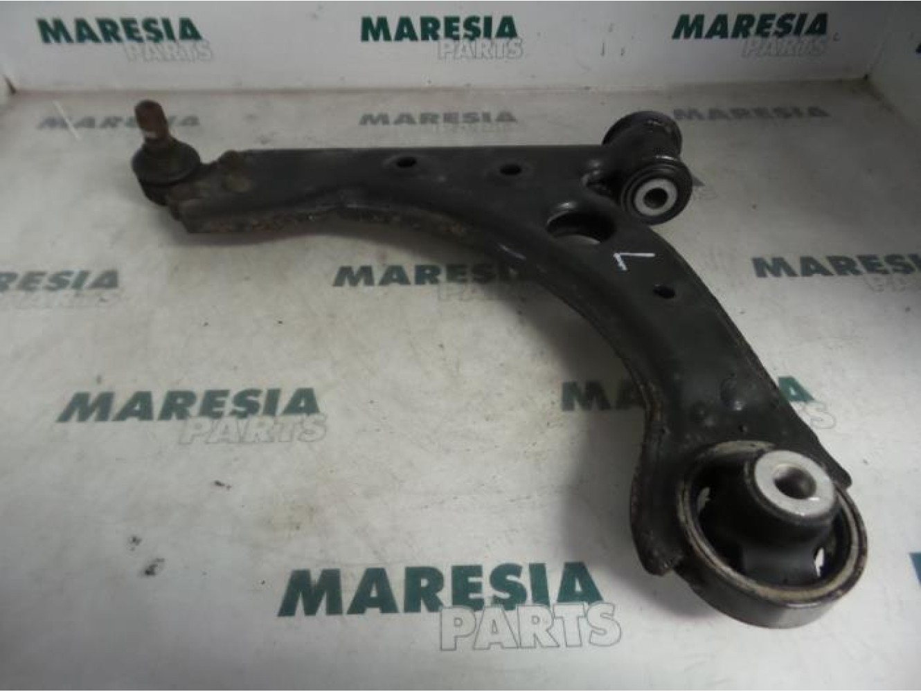Fiat - Bravo - Front lower wishbone, left