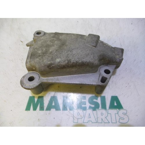 Citroen - C2 - Engine mount