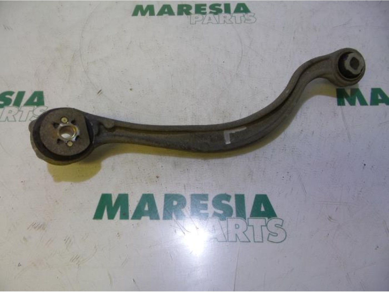 Peugeot - 407 - Querlenker links hinten