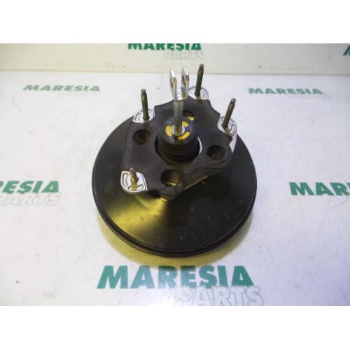 Renault - Clio - Brake servo