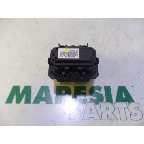Renault - Clio - Heater resistor