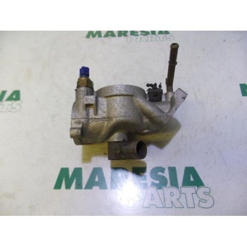 Peugeot - 206 - Thermostat housing