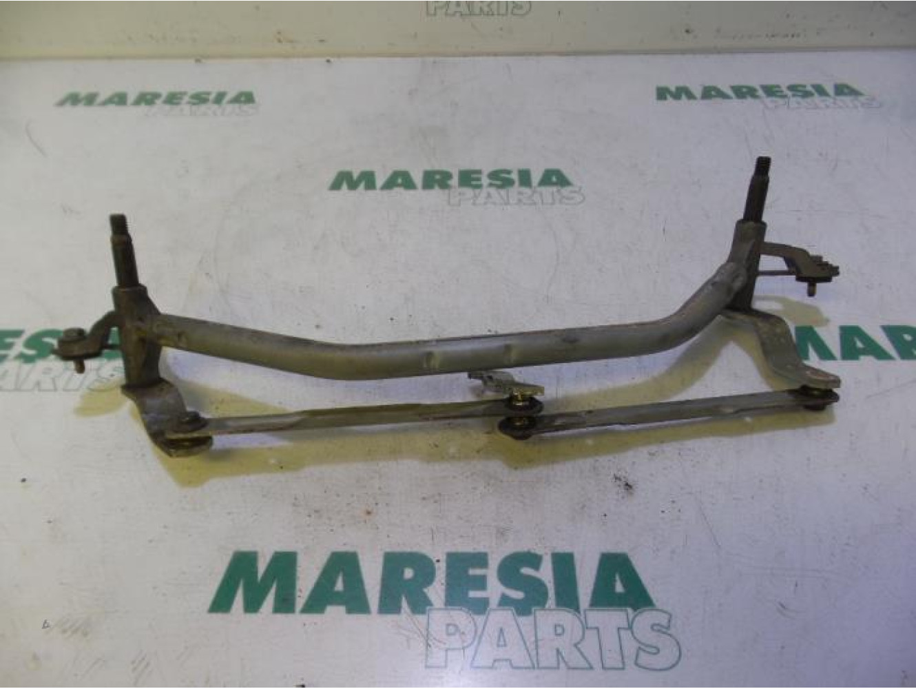 Peugeot - 207 - Wiper mechanism