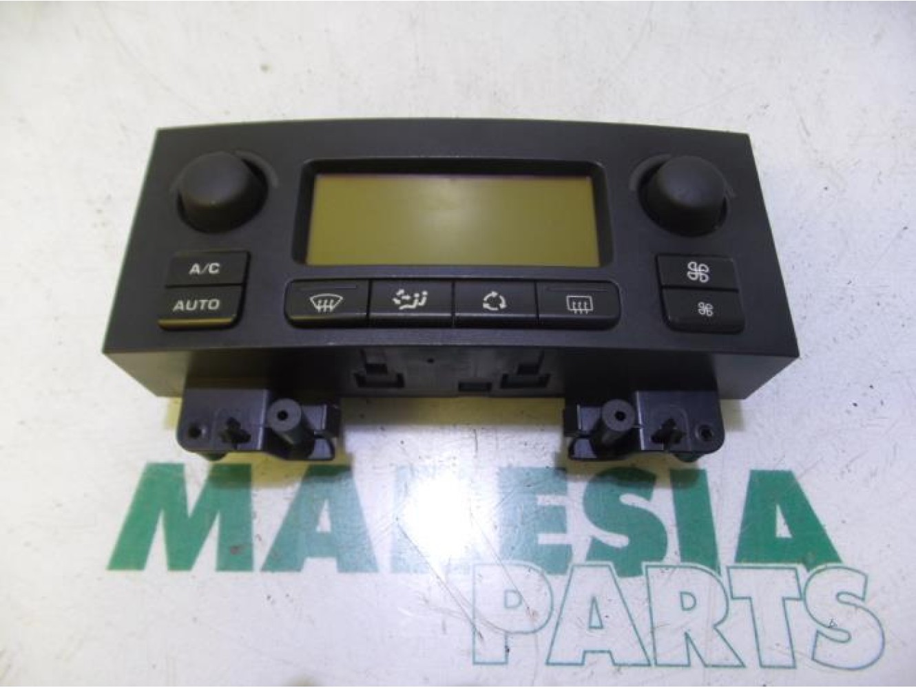 Citroen - C4 - Heater control panel