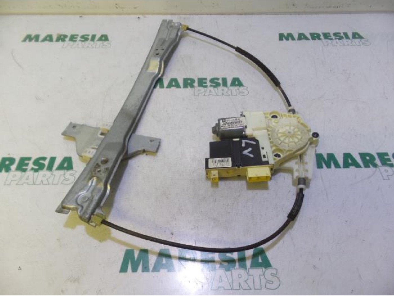 Citroen - C4 - Window mechanism 2-door, front left