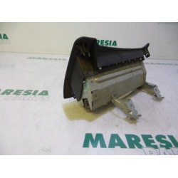 Peugeot - 407 - Airbag knie links