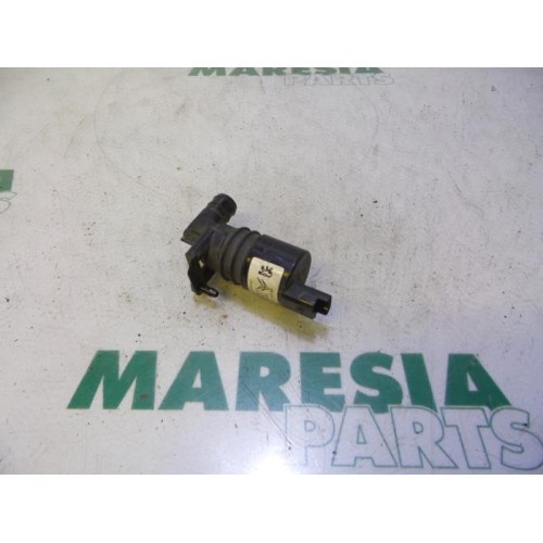Peugeot - 206 - Scheibensprüherpumpe vorne