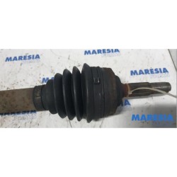 Peugeot - 206 - Aandrijfas links-voor