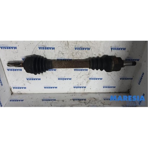 Peugeot - 206 - Front drive shaft, left