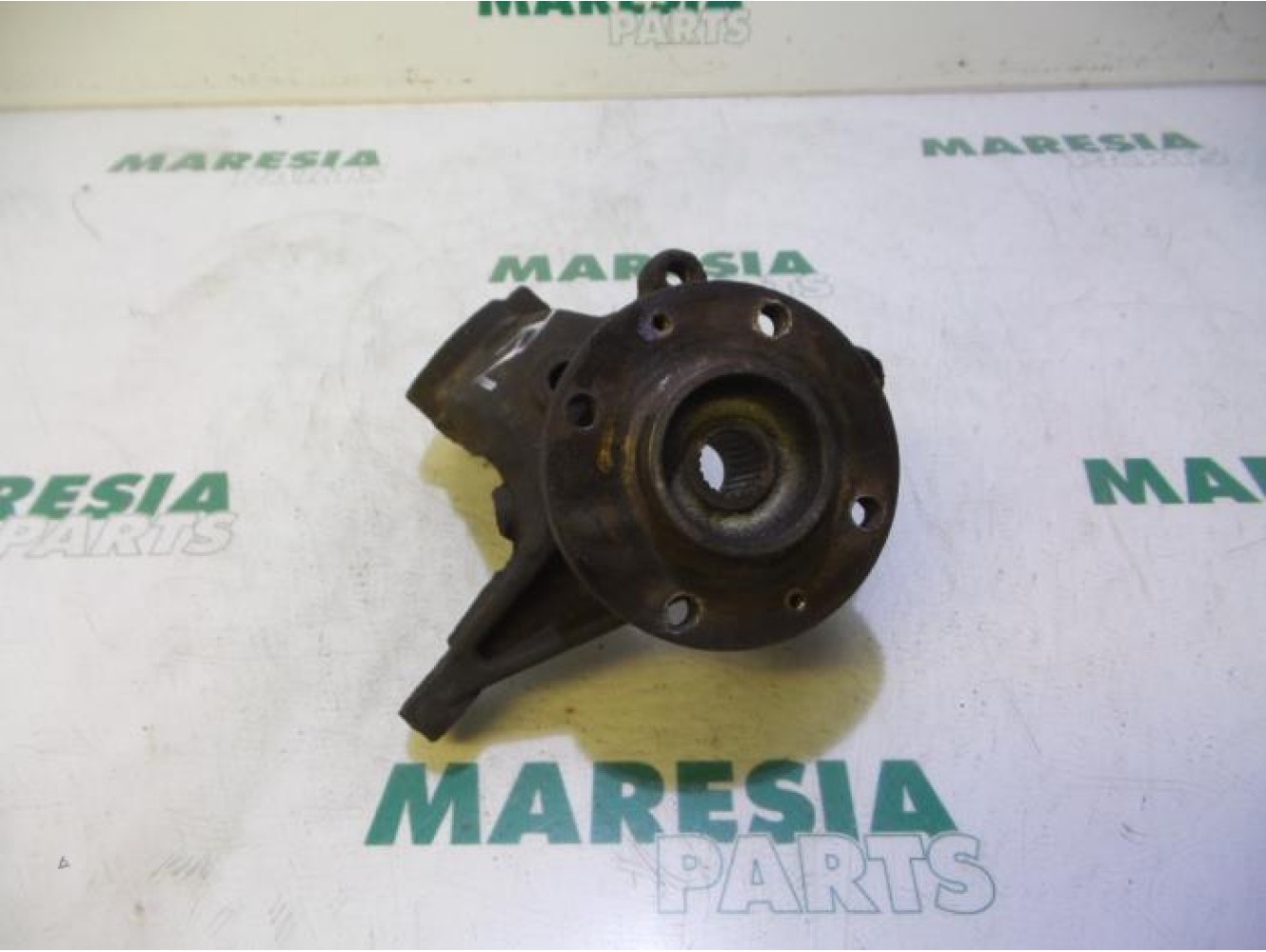 Peugeot - 206 - Knuckle, front right