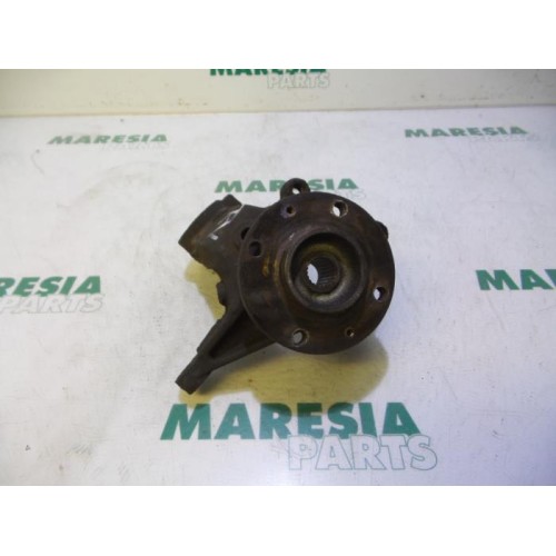 Peugeot - 206 - Knuckle, front right