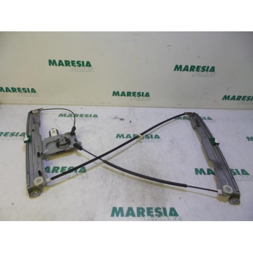 Renault - Clio - Window mechanism 2-door, front right