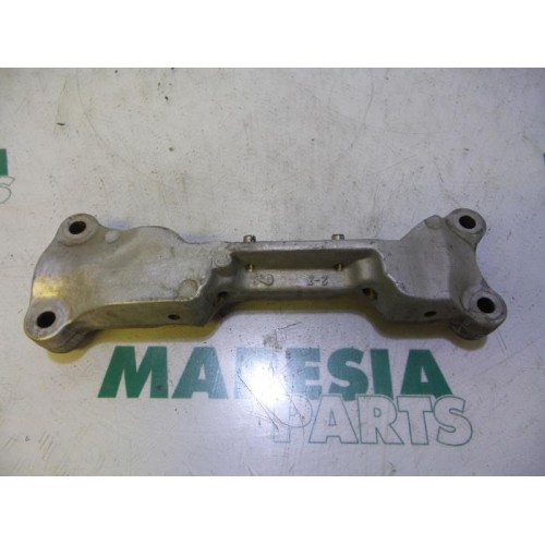 Peugeot - 207 - Engine mount