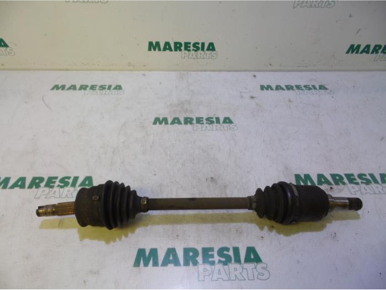 Fiat - Panda - Aandrijfas links-voor
