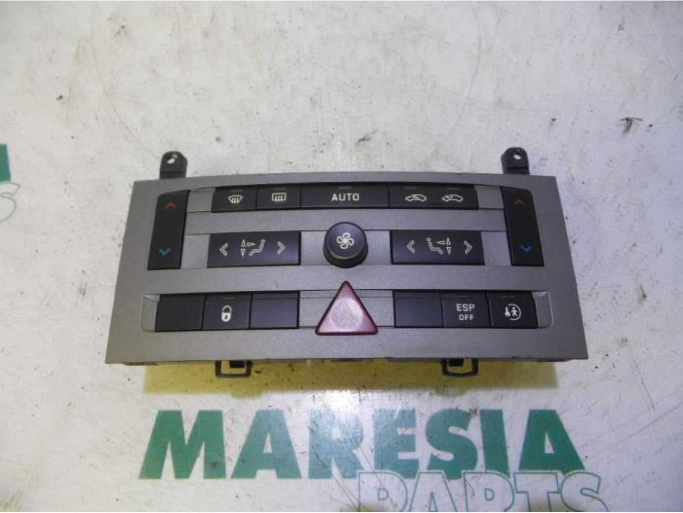 Peugeot - 407 - Panneau de commandes chauffage