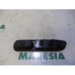 Peugeot - 407 - Multi-functional window switch