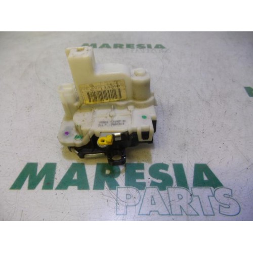 Fiat - Panda - Rear door mechanism 4-door, right