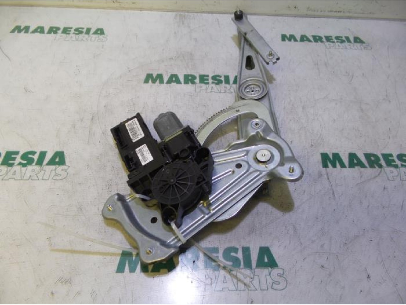 Renault - Megane - Window mechanism 4-door, front left